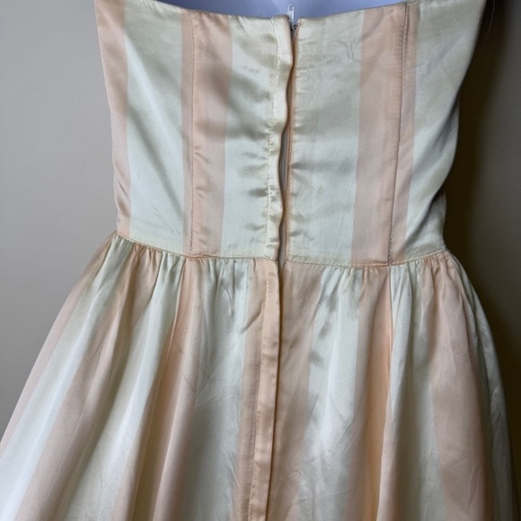 Vintage 70s Gunne Sax by Jessica McClintock Strawberry & Cream Striped Dress - Picture 6 of 14